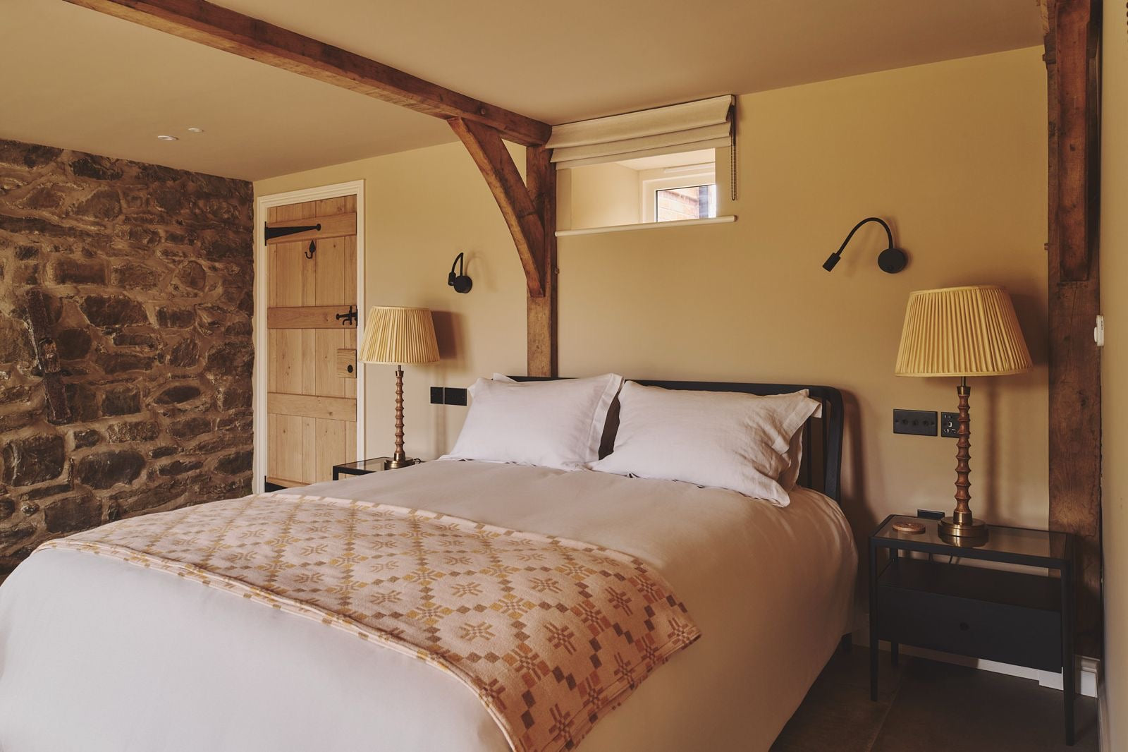 PRIVATE ENSUITE BEDROOM